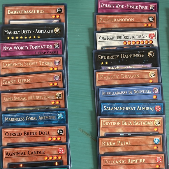 Bulk Mixed Set/Series in Yu-Gi-Oh 25th Quarter Century Tin 400+ with Foil Cards - Picture 10 of 14
